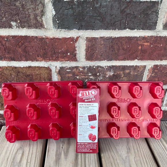 Jello Kitchen Lot Of 2 Oklahoma Ou Sooners Jello Jigglers Mold Kits